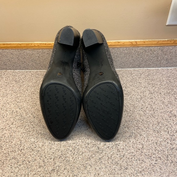 Kelly & Katie Larix high-heeled  bootie black/gray fabric upper buckle detail - Picture 7 of 9